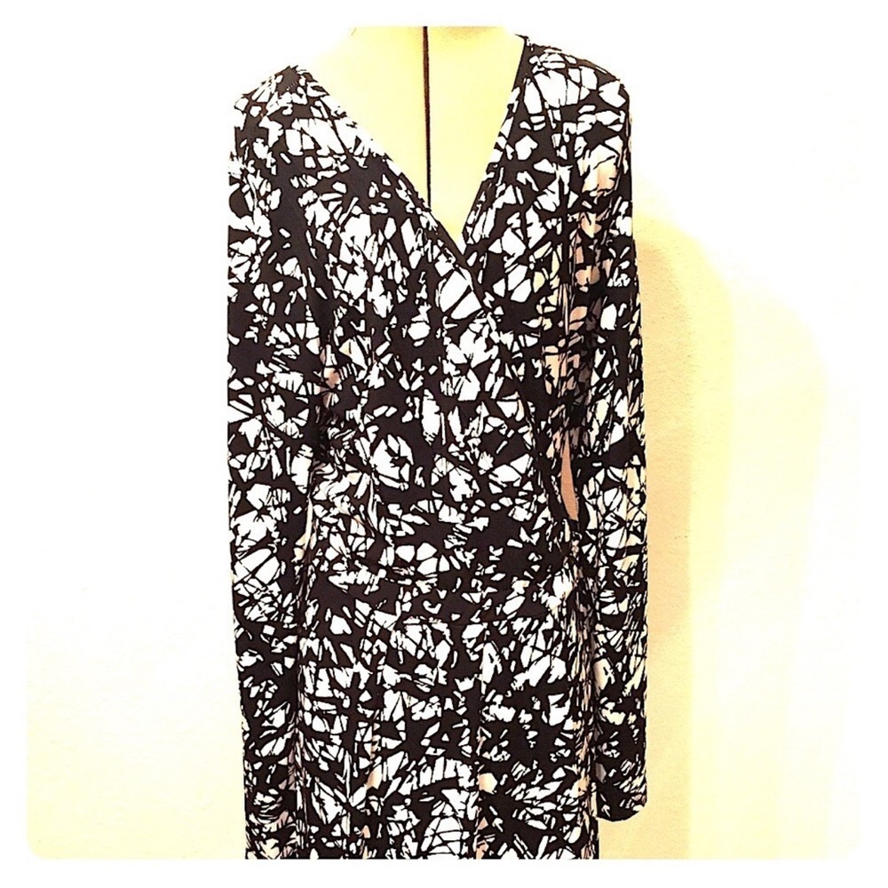 NWT - TART WRAP DRESS Stained Glass Print business casual
